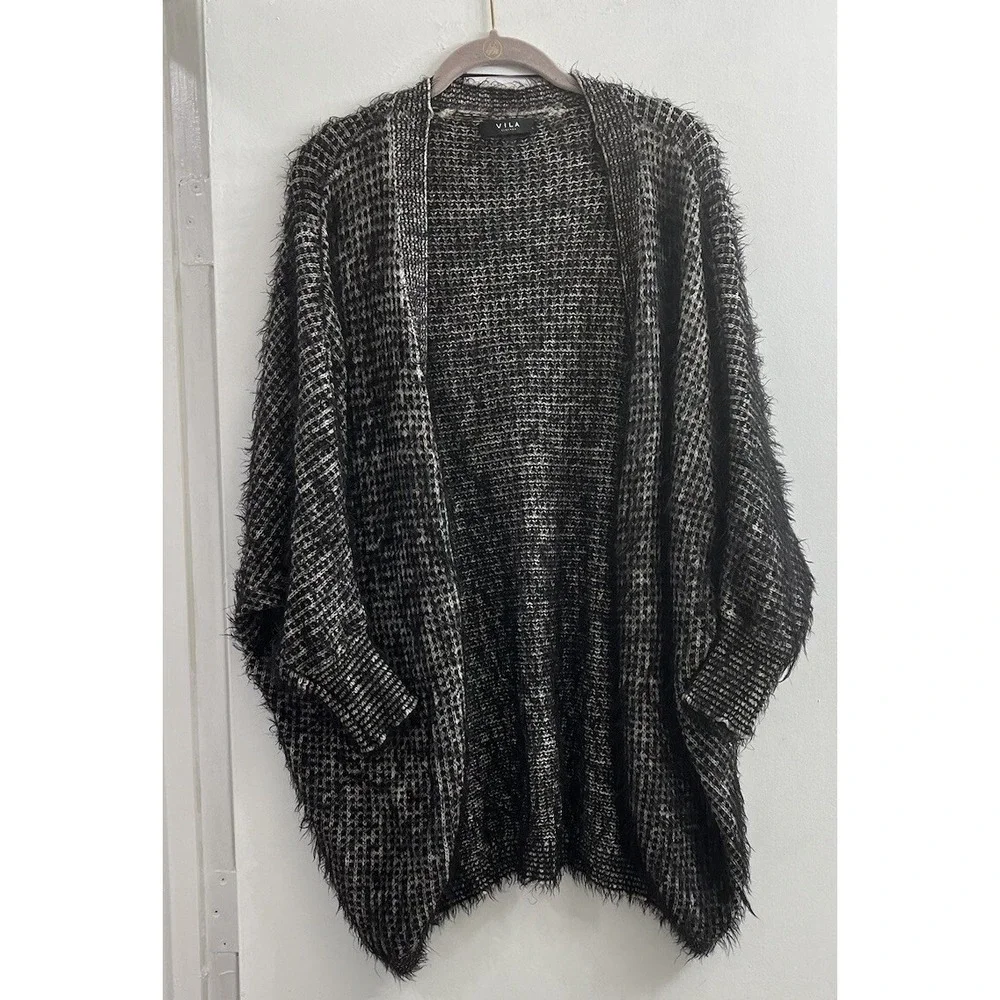 Vila Womens Small Open Dolman Sleeve Cardigan Black Ivory Fuzzy Cozy Oversized - Picture 1 of 11